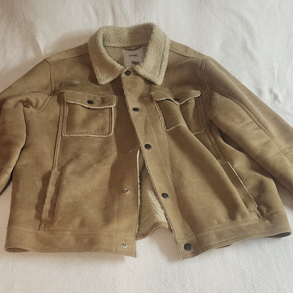 Old Navy Men's Tan Shearling Jacket - Picture 3 of 11